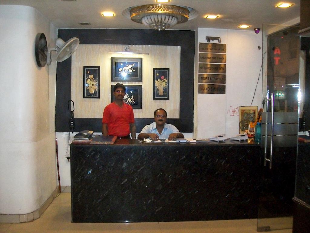 Hotel Milan Continental Delhi  Dış mekan fotoğraf